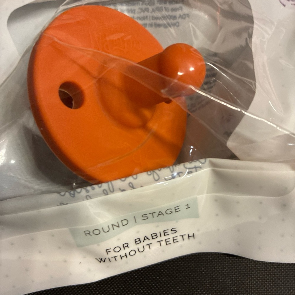 Ryan & Rose Cutie PAT Pacifier and Teether Set - Picture 2 of 4